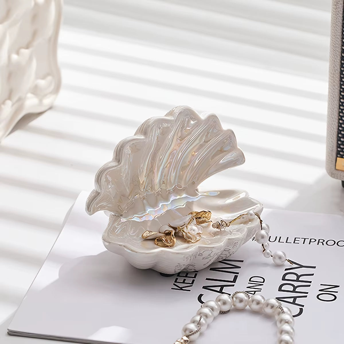 Pink Shell Ceramic Jewelry Tray – Elegant Home Decor Organizer for Rings Earrings Necklaces Keys Artistic Vanity Accessory Dish